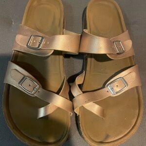 Great condition Rose Gold sandals size 4